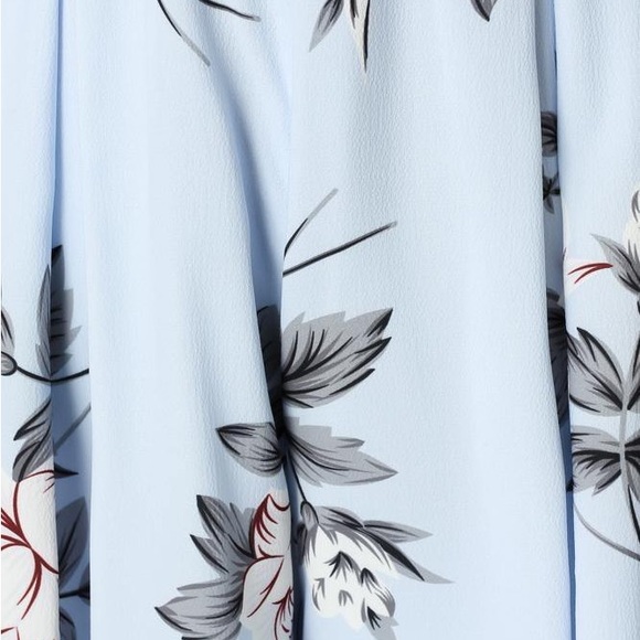 Hello Molly Like You Would Blue Floral Front Twist Knot Keyhole Tie Romper - Picture 11 of 16